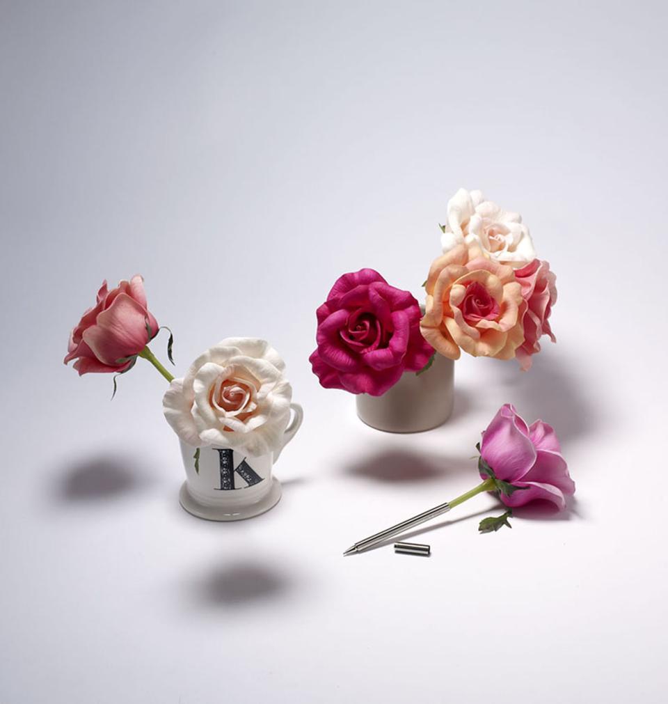Lajoiedesfleurs.fr fleurs stylo rose design 