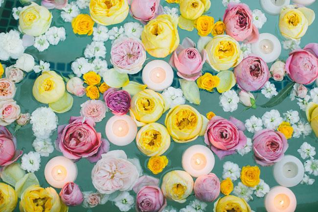 lajoiedesfleurs.fr nage de fleurs lajoiedesfleurs.fr fleurs eau piscine flotte