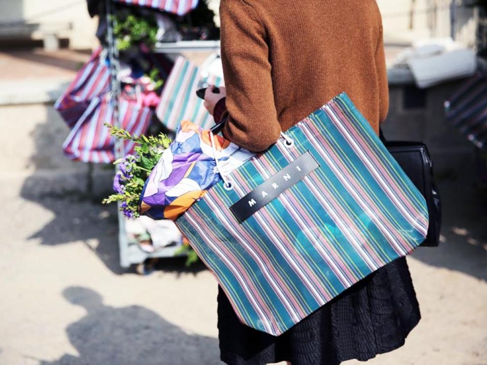 lajoiedesfleurs.fr Les Fleurs de Marni lajoiedesfleurs.fr Marni fleurs marché