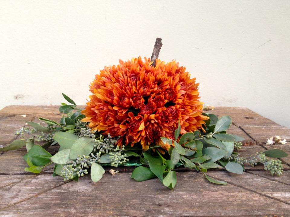 lajoiedesfleurs.fr DIY des fleurs citrouilles lajoiedesfleurs.fr citrouille halloween DIY