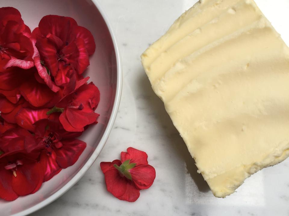 lajoiedesfleurs.fr Le Beurre à Fleurs lajoiedesfleurs.fr fleurs, beurre, pétale, rouge, brunch, primeur, apéro, bonheur, bon