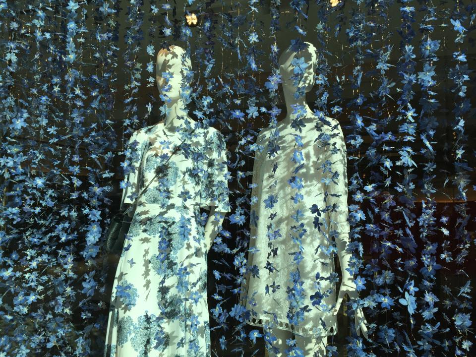 lajoiedesfleurs.fr L’Art des fleurs lajoiedesfleurs.fr art fleurs Rebecca Louise Law