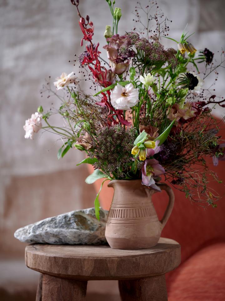 trend bloemen | scabiosa | frittillaria | lisianthus | ranonkel