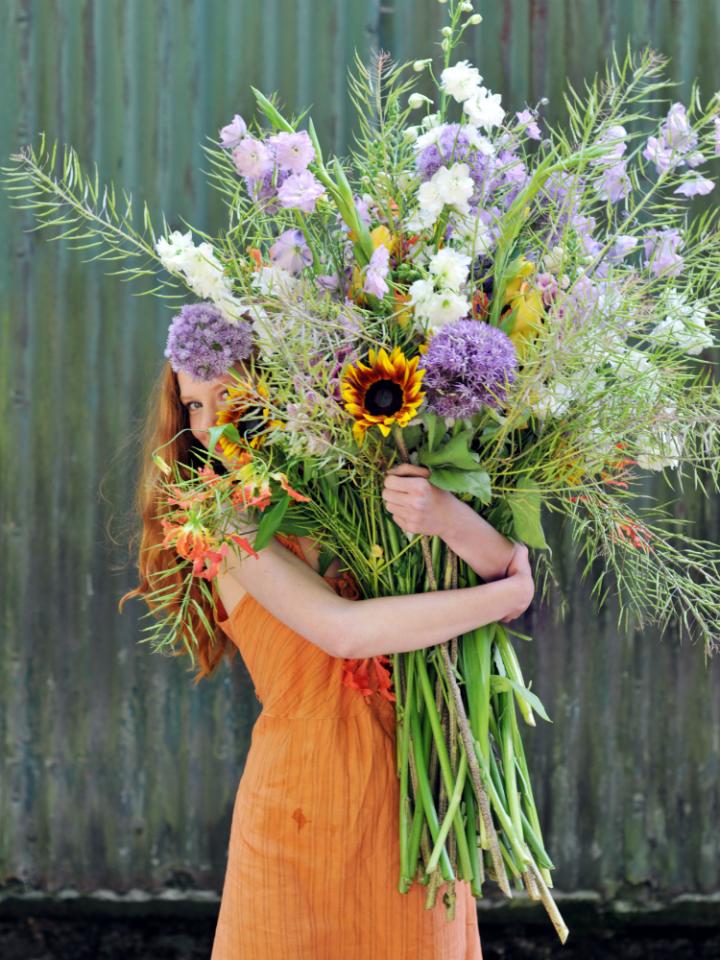 Recette de bouquet : un vase plein de soleil  Lajoiedesfleurs.fr