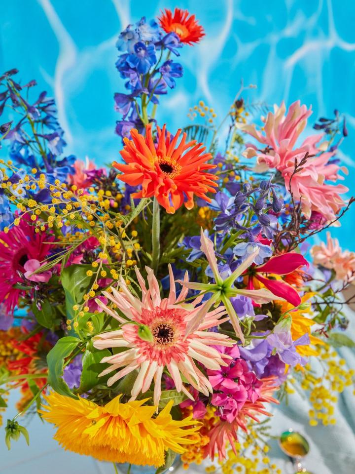 Recette de bouquet : un tableau estival avec des gerberas | Lajoiedesfleurs.fr