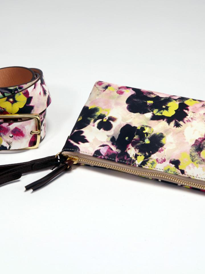 www.lajoiedesfleurs.fr Pochette et ceinture Paul Smith chez catherinelapon.fr